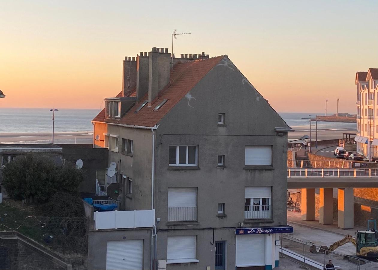 Fl'Heurt De Mer Appartement Au Pied De La Plage, Vue Mer Льо Портел Екстериор снимка